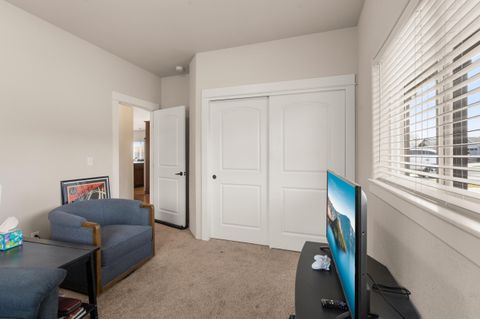 Tiny photo for 1350 Swayze Lane, Medford, OR 97501 (MLS # 220219564)