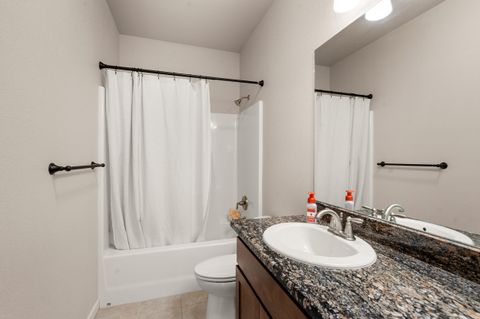 Tiny photo for 1350 Swayze Lane, Medford, OR 97501 (MLS # 220219564)