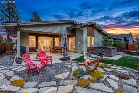 Tiny photo for 1057 N Forest Edge Drive, Sisters, OR 97759 (MLS # 220223145)
