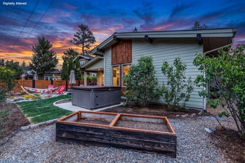 Tiny photo for 1057 N Forest Edge Drive, Sisters, OR 97759 (MLS # 220223145)