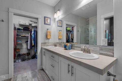 Tiny photo for 1057 N Forest Edge Drive, Sisters, OR 97759 (MLS # 220223145)