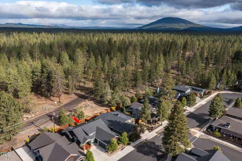 Tiny photo for 1057 N Forest Edge Drive, Sisters, OR 97759 (MLS # 220223145)