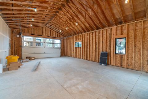 Tiny photo for 20440 Swalley Road, Bend, OR 97703 (MLS # 220205469)
