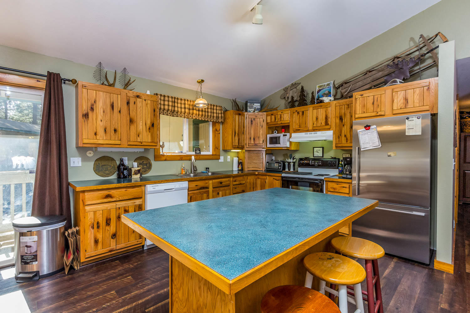 Ponderosa Pines - Residential