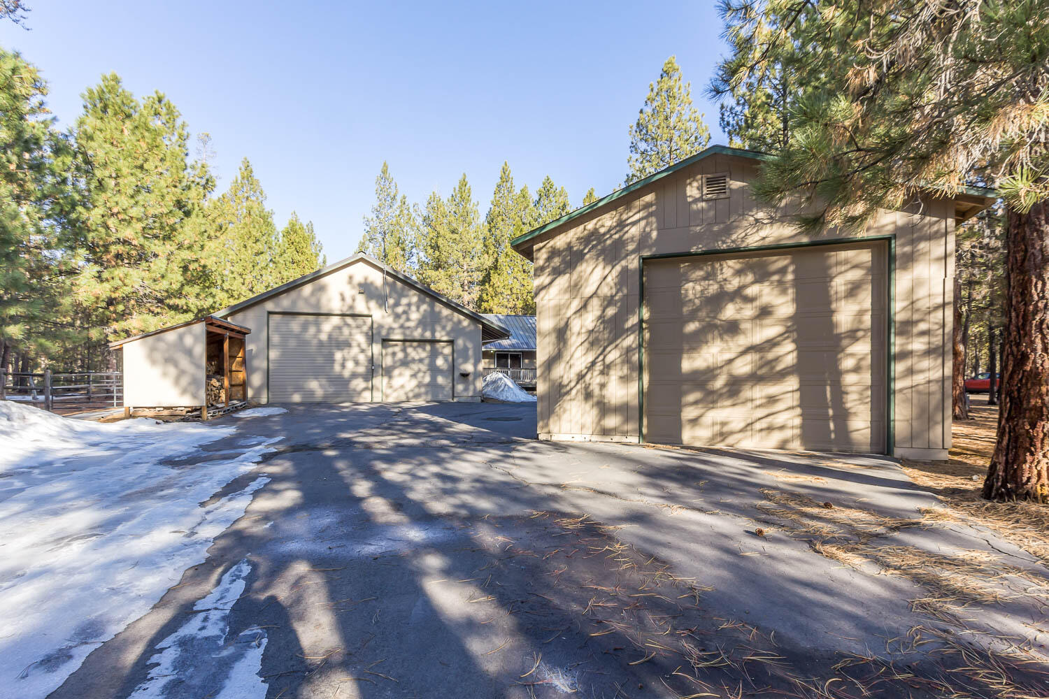 Ponderosa Pines - Residential