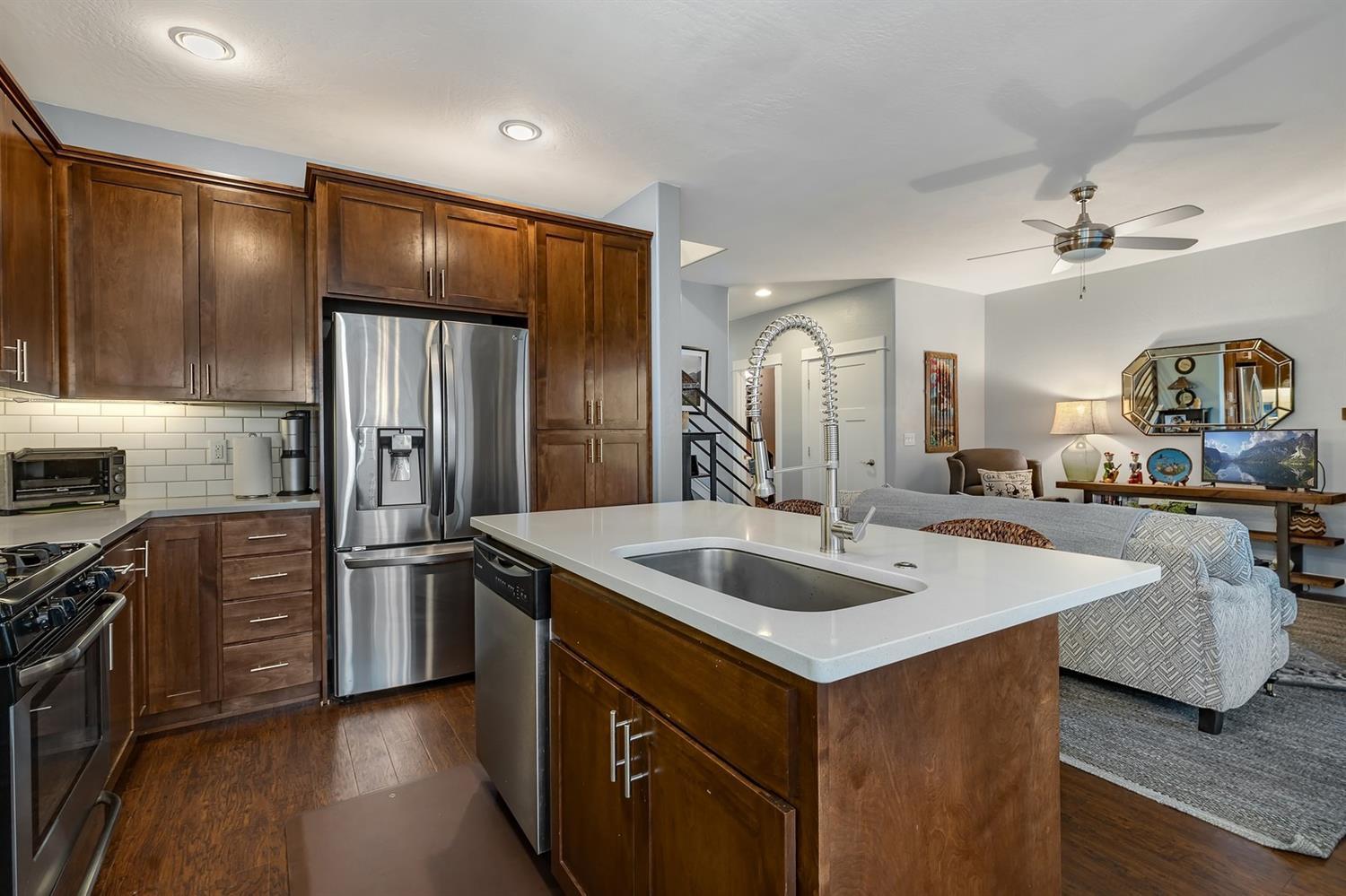 Meadowbrook Park - Residential