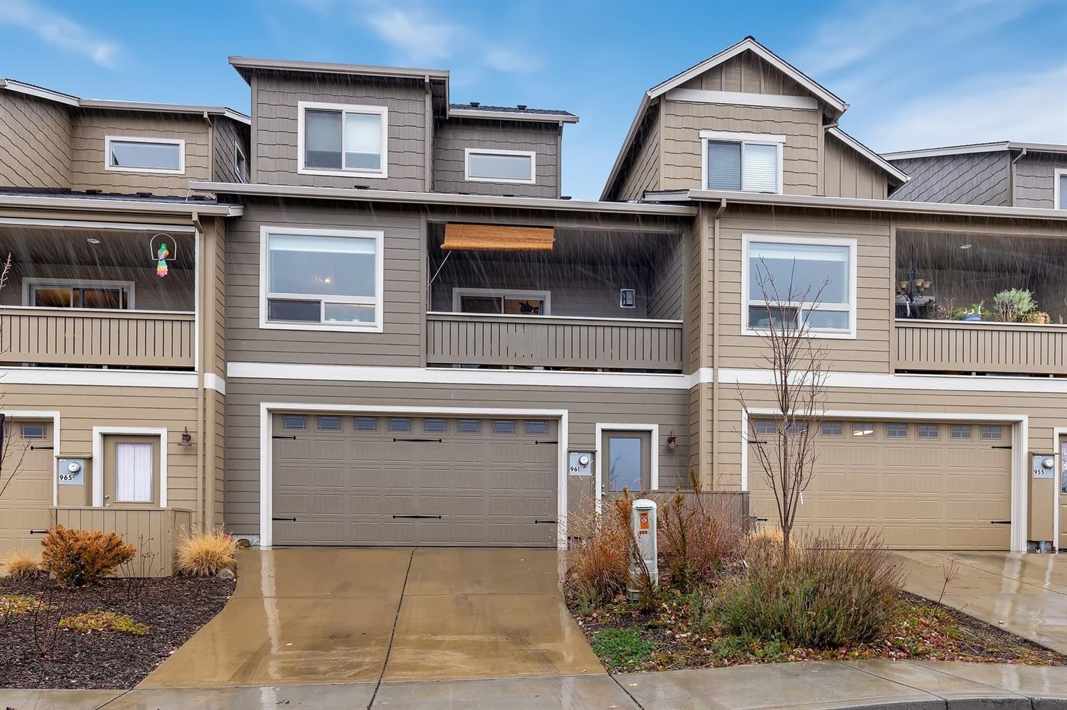 Meadowbrook Park - Residential