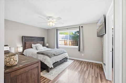 Tiny photo for 108 Horton Circle, Medford, OR 97501 (MLS # 220220042)