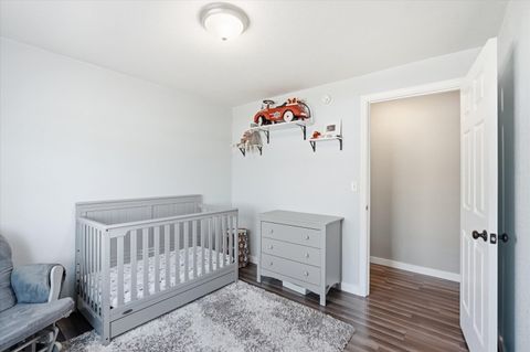 Tiny photo for 108 Horton Circle, Medford, OR 97501 (MLS # 220220042)