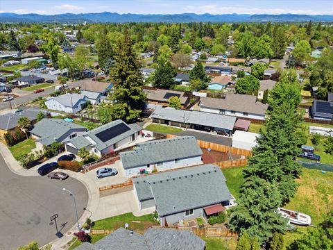 Tiny photo for 108 Horton Circle, Medford, OR 97501 (MLS # 220220042)