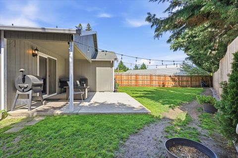 Tiny photo for 108 Horton Circle, Medford, OR 97501 (MLS # 220220042)