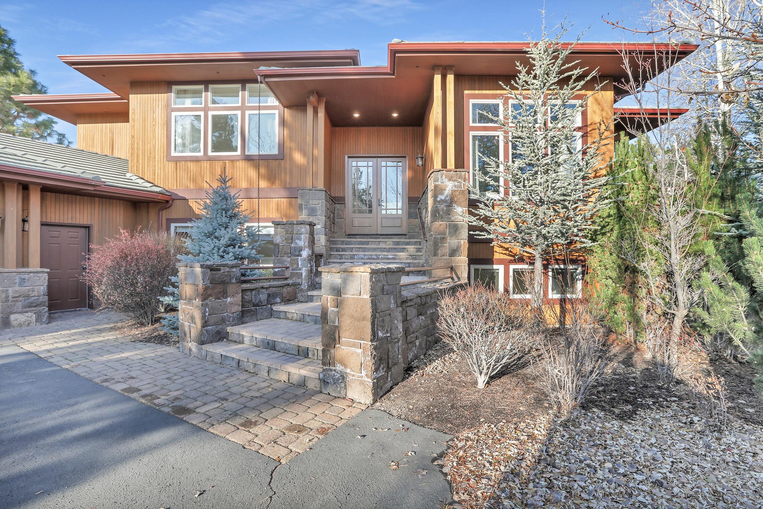 Broken Top - Residential