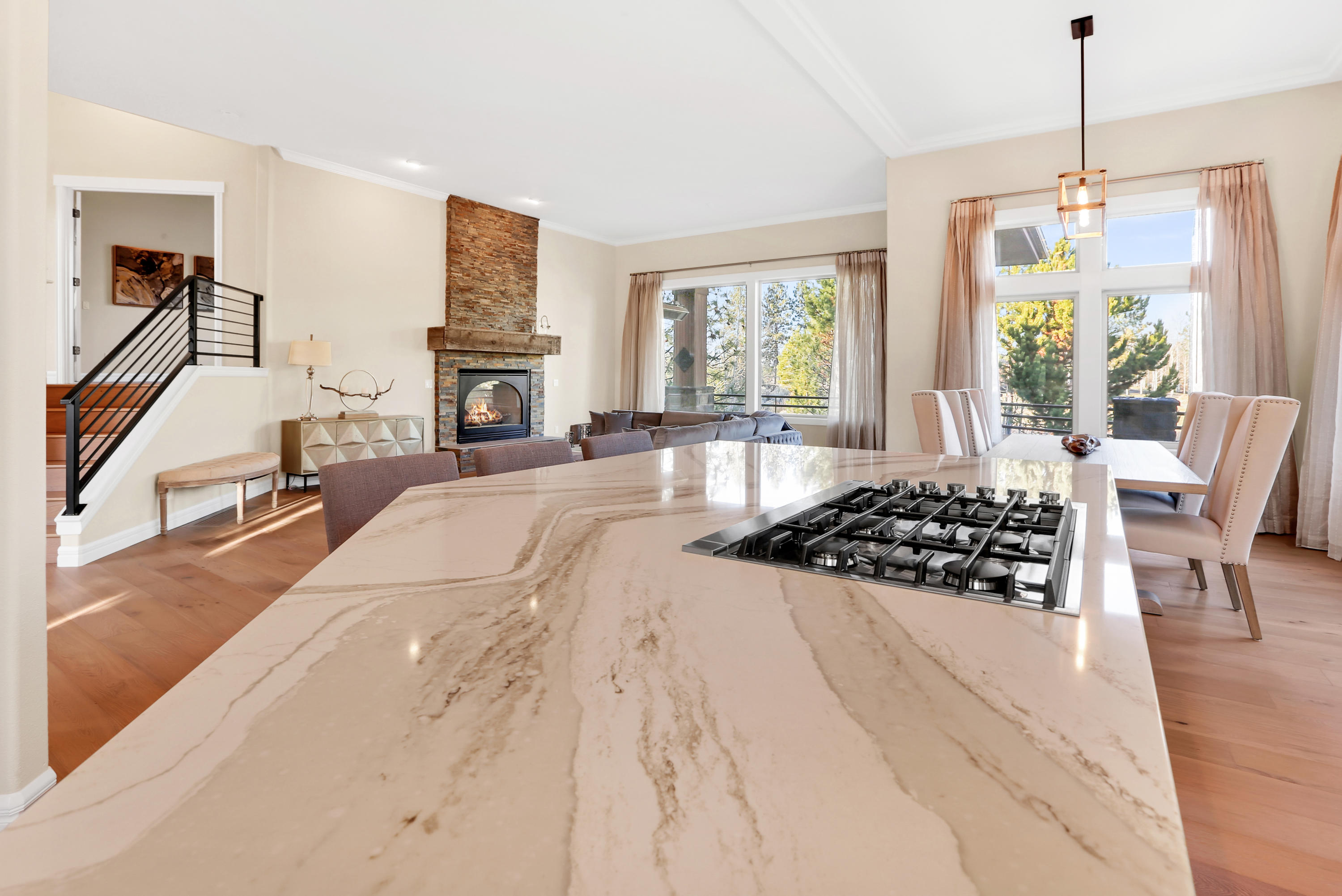 Broken Top - Residential