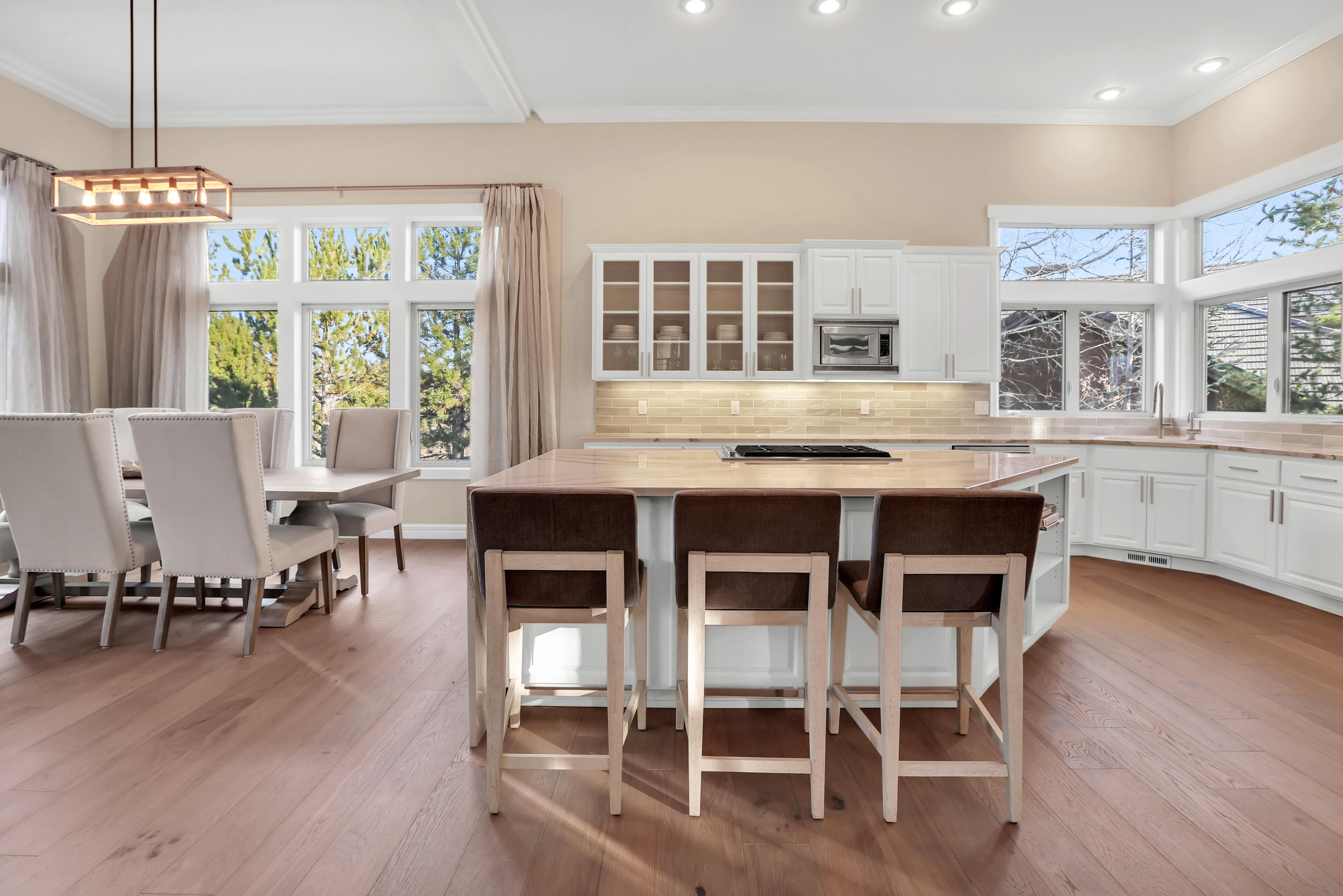 Broken Top - Residential