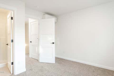Tiny photo for 1310 NW Conklin Avenue, Grants Pass, OR 97526 (MLS # 220223292)