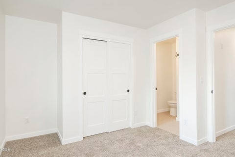 Tiny photo for 1310 NW Conklin Avenue, Grants Pass, OR 97526 (MLS # 220223292)
