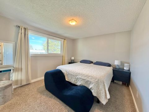 Tiny photo for 3879 Coronado Way, Klamath Falls, OR 97603 (MLS # 220217628)