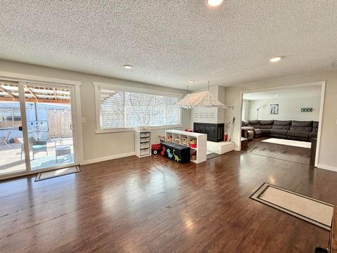 Tiny photo for 3879 Coronado Way, Klamath Falls, OR 97603 (MLS # 220217628)