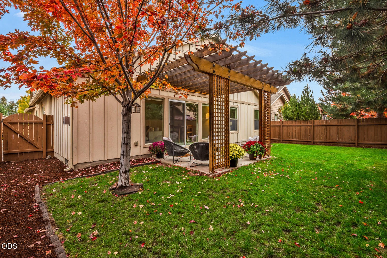 3011 NE Red Oak Drive