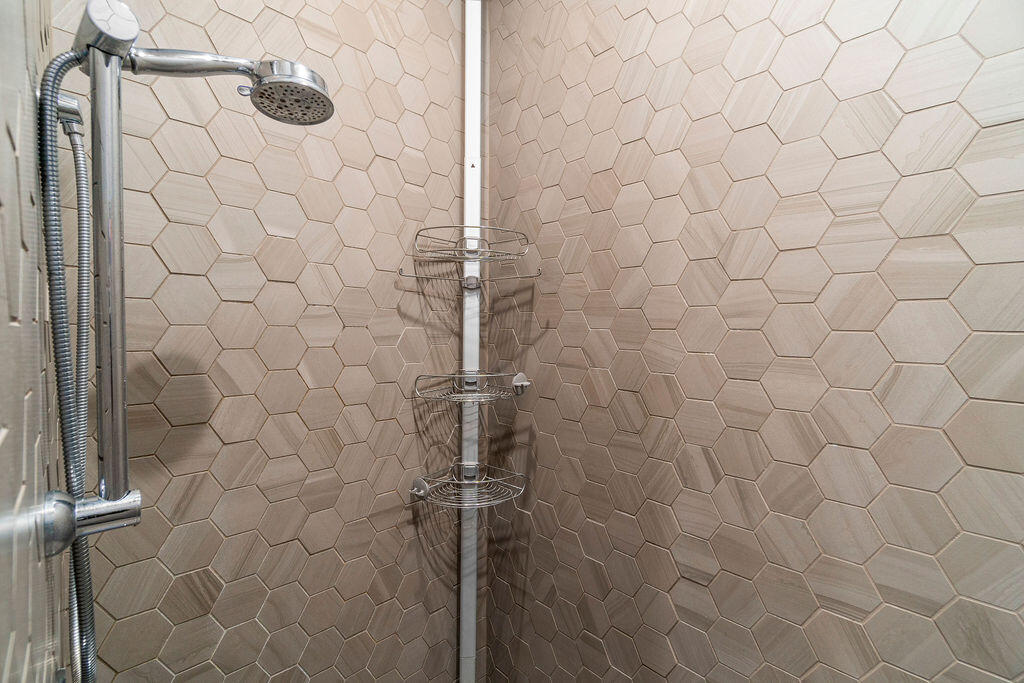 Pine Meadow Vill - Residential