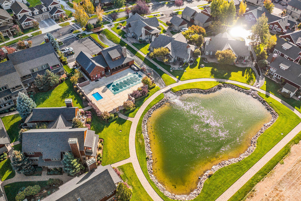 Pine Meadow Vill - Residential