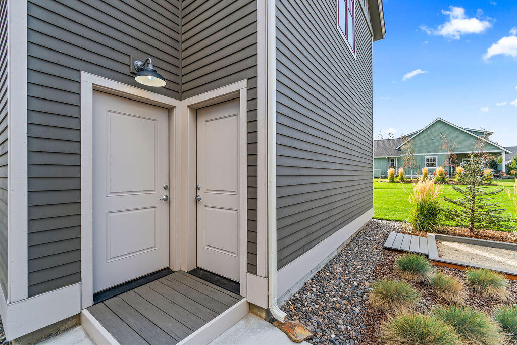 Pine Meadow Vill - Residential