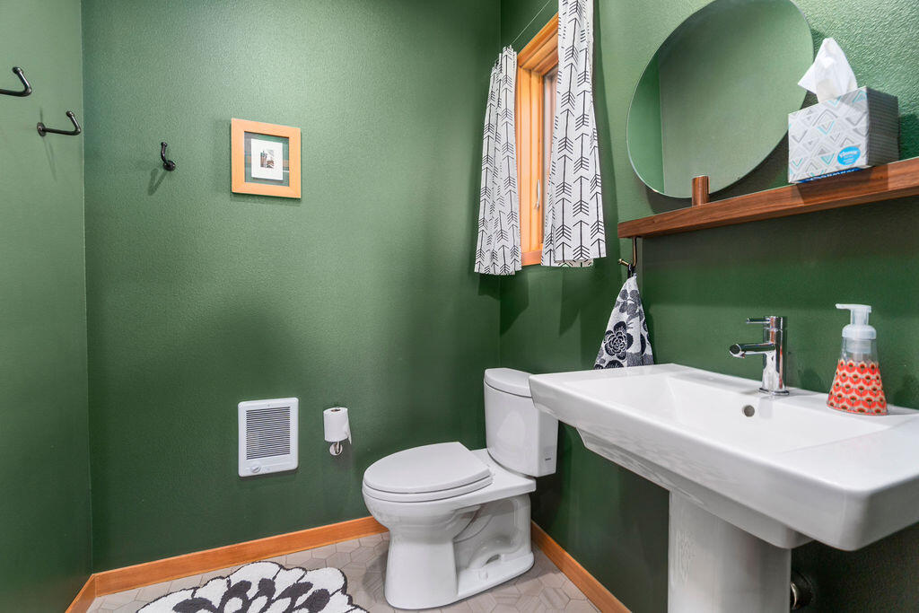 Pine Meadow Vill - Residential