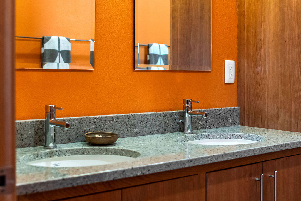 Pine Meadow Vill - Residential