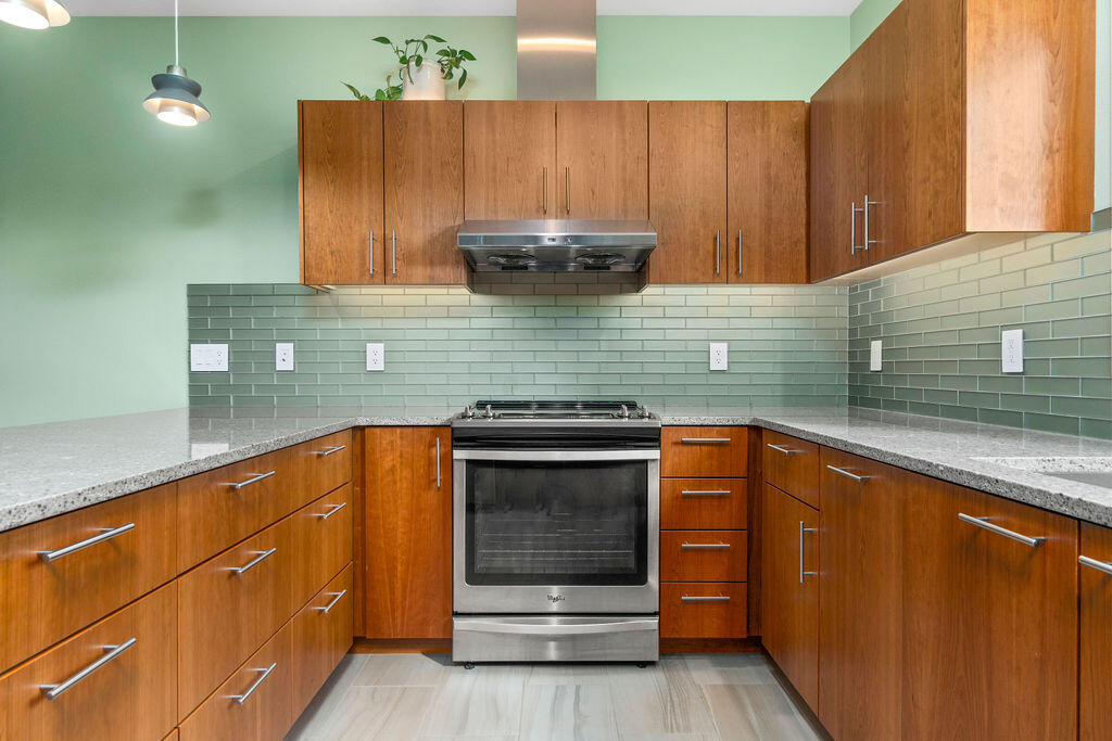 Pine Meadow Vill - Residential