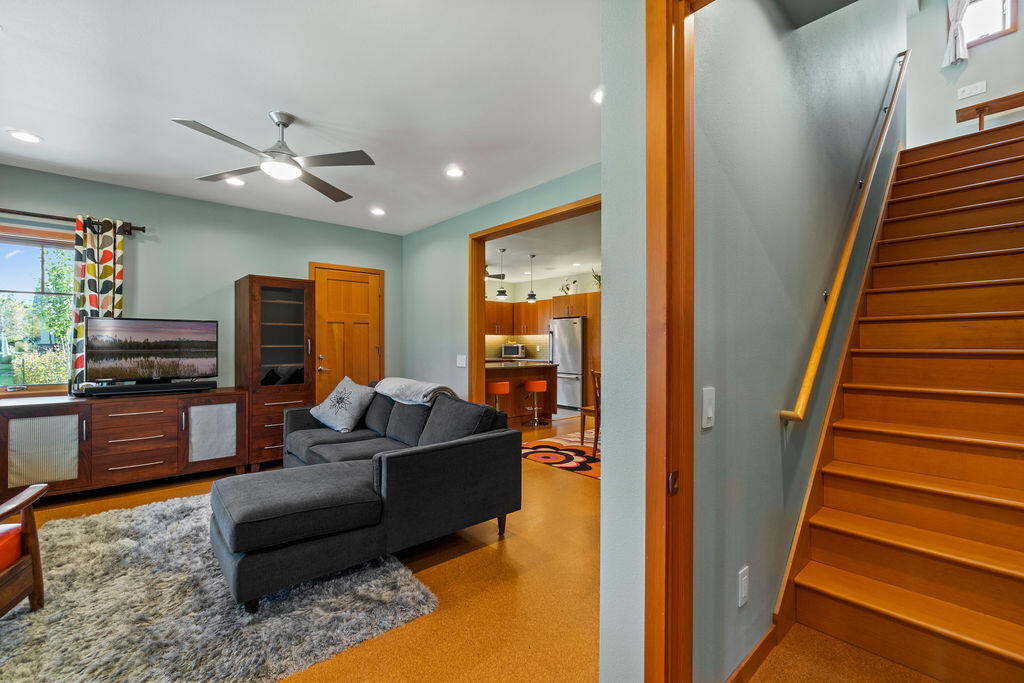 Pine Meadow Vill - Residential