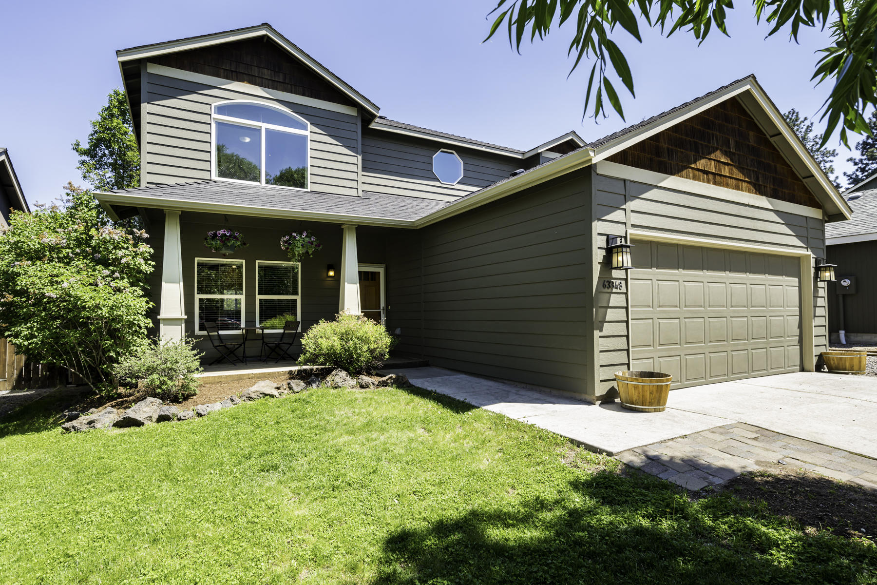 Lavacrest - Residential