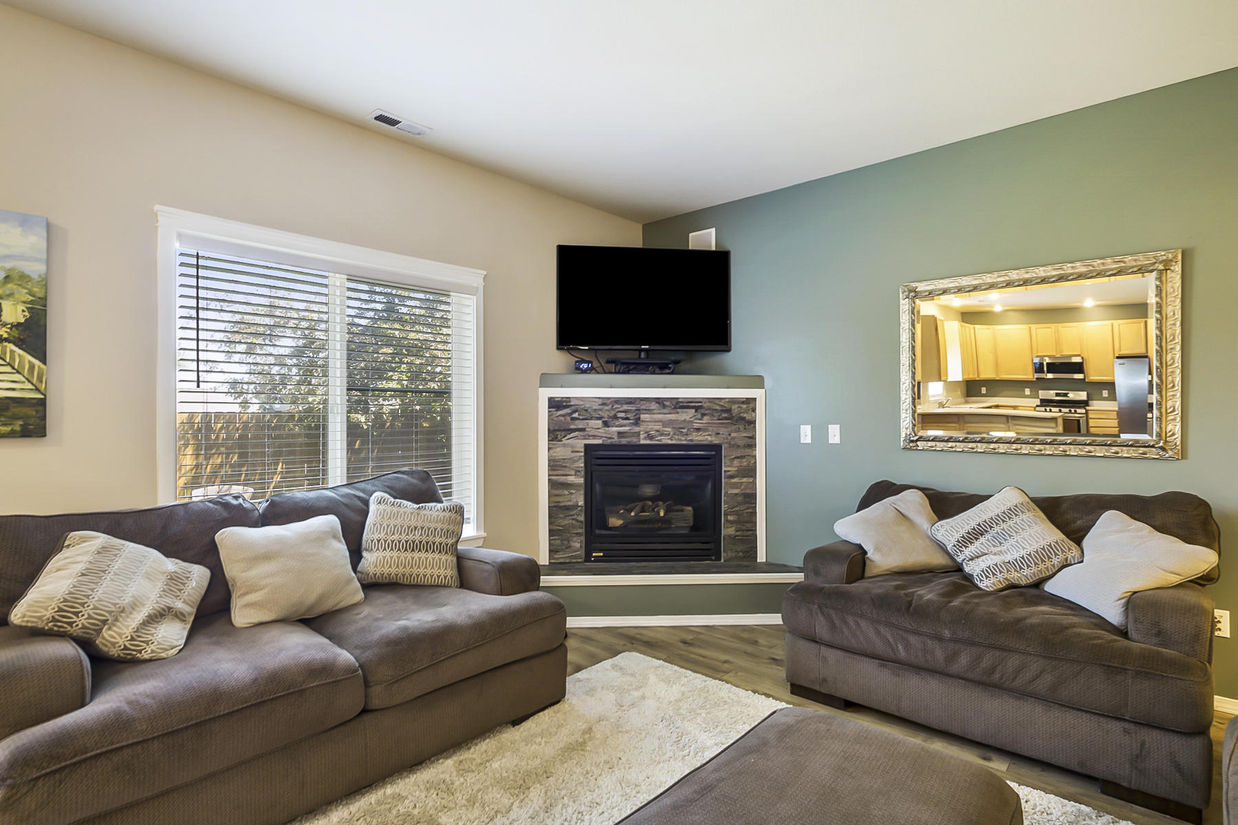 Lavacrest - Residential