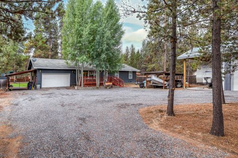 Tiny photo for 16051 Leona Lane, La Pine, OR 97739 (MLS # 220218503)