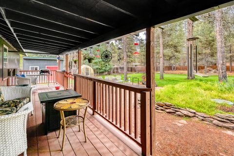Tiny photo for 16051 Leona Lane, La Pine, OR 97739 (MLS # 220218503)