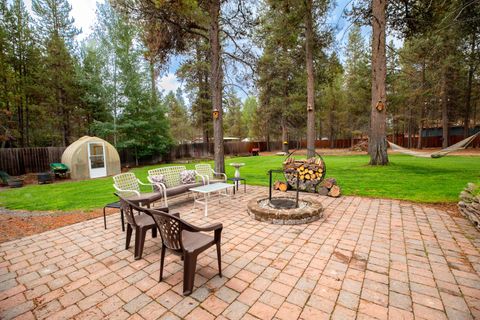 Tiny photo for 16051 Leona Lane, La Pine, OR 97739 (MLS # 220218503)