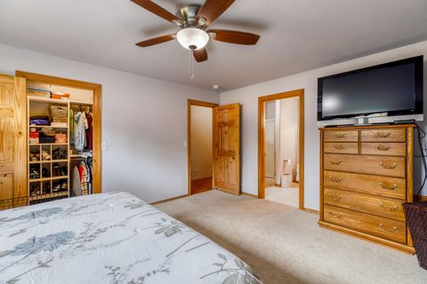 Tiny photo for 16051 Leona Lane, La Pine, OR 97739 (MLS # 220218503)
