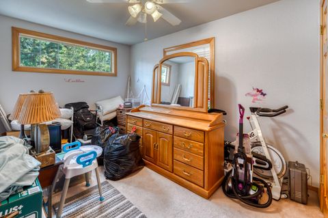 Tiny photo for 16051 Leona Lane, La Pine, OR 97739 (MLS # 220218503)