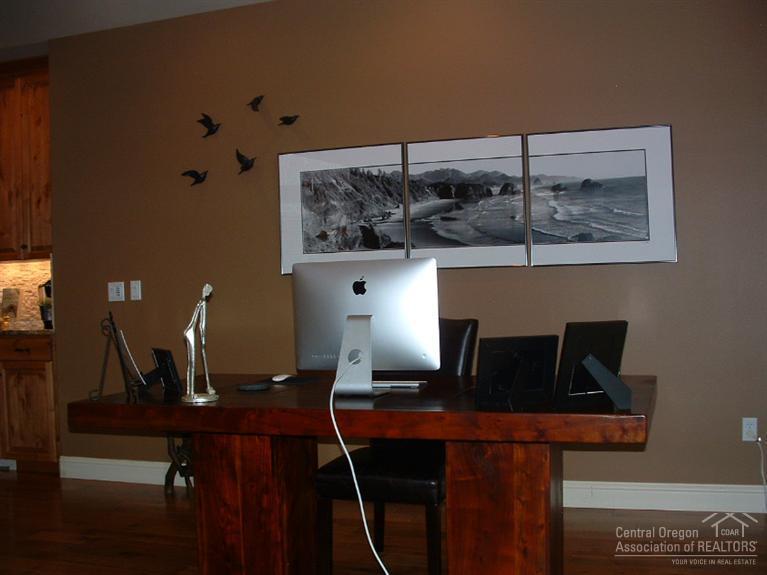 Eagle Crest - Residential