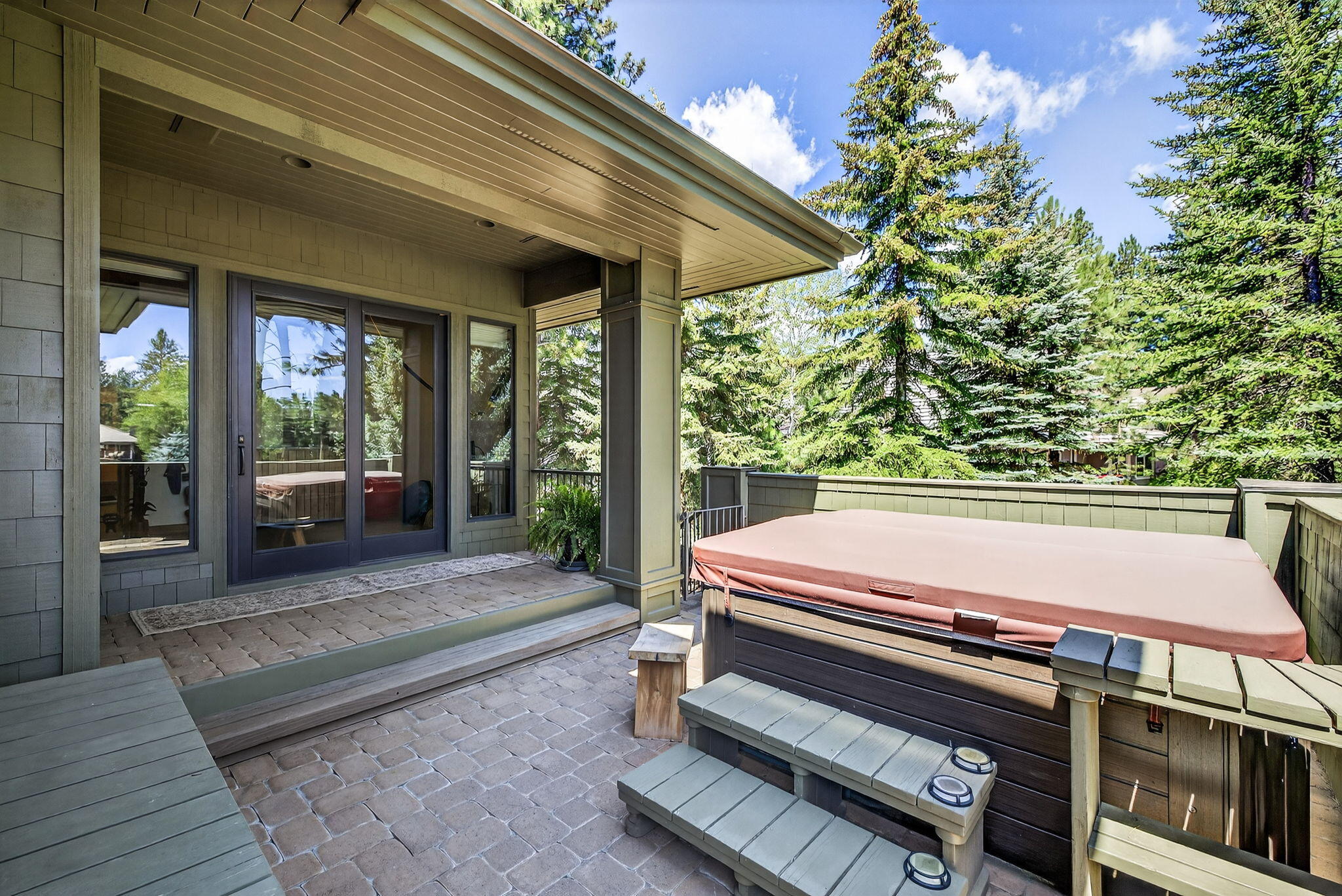 Broken Top - Residential