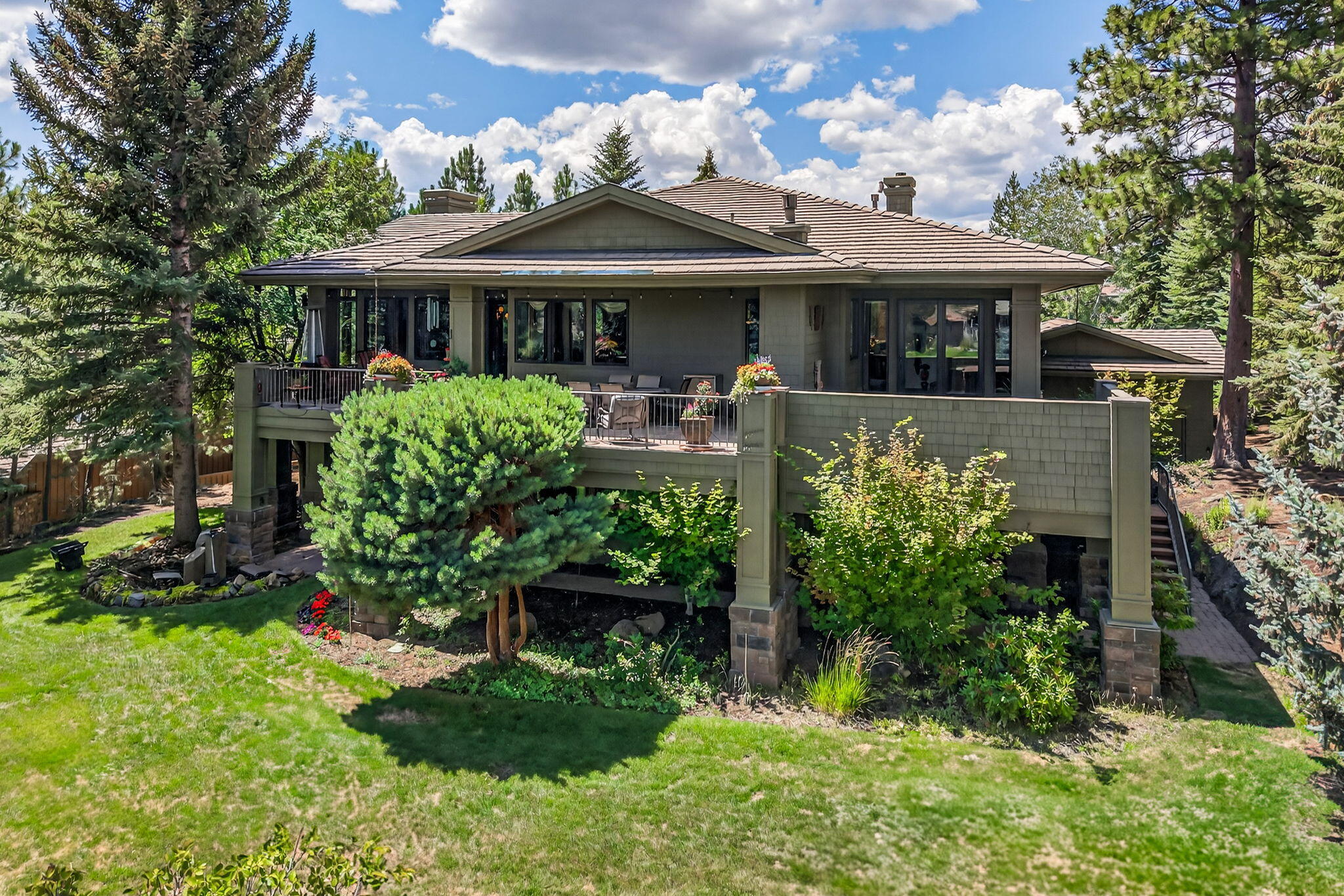 Broken Top - Residential