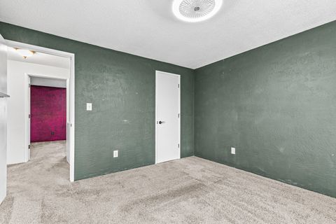 Tiny photo for 1278 Maple Leaf Ct Ct #2C, Medford, OR 97504 (MLS # 220213341)