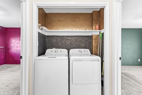 Tiny photo for 1278 Maple Leaf Ct Ct #2C, Medford, OR 97504 (MLS # 220213341)