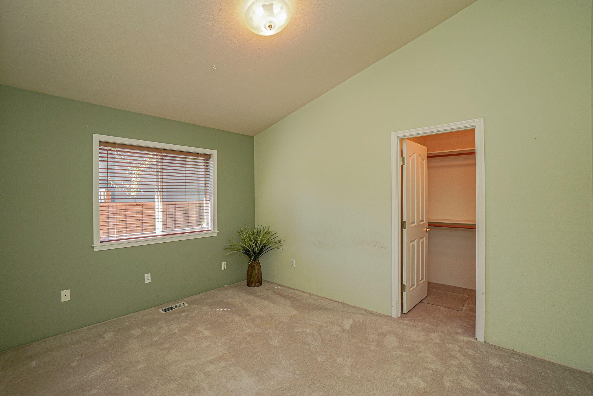 Oak Knoll Meadows Phase 4 - Residential