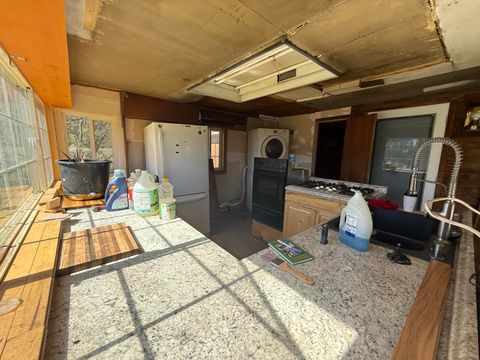 Tiny photo for 7422 Rogue River Drive, Shady Cove, OR 97539 (MLS # 220217333)