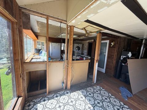 Tiny photo for 7422 Rogue River Drive, Shady Cove, OR 97539 (MLS # 220217333)