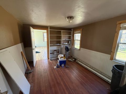 Tiny photo for 7422 Rogue River Drive, Shady Cove, OR 97539 (MLS # 220217333)