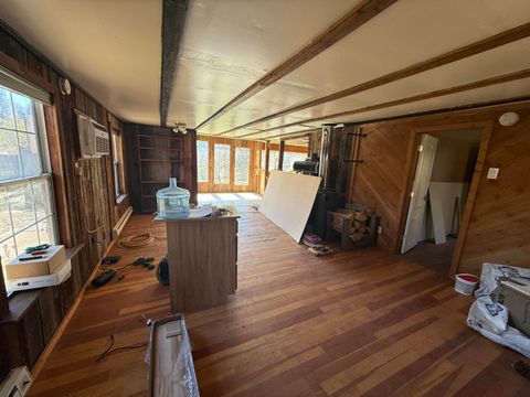 Tiny photo for 7422 Rogue River Drive, Shady Cove, OR 97539 (MLS # 220217333)