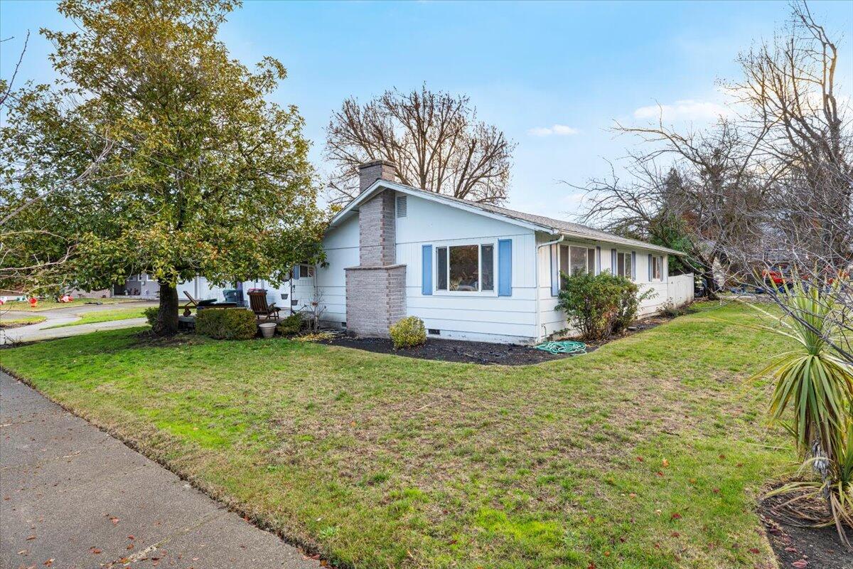 Brookhurst Villa Unit No 2 - Residential