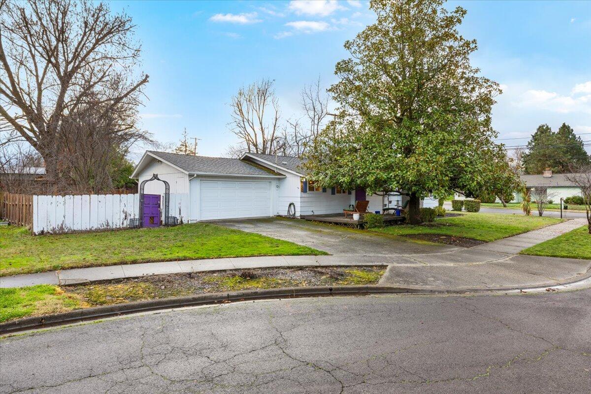 Brookhurst Villa Unit No 2 - Residential