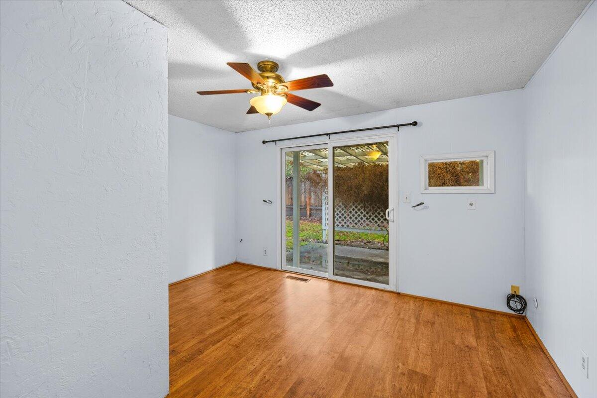 Brookhurst Villa Unit No 2 - Residential